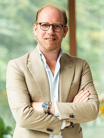 cars jan van gool partner notaris osborne clarke amsterdam